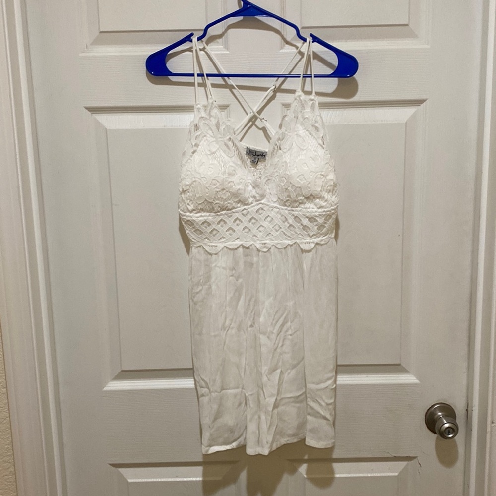 Women’s white romper perfect for summer! Size 1X